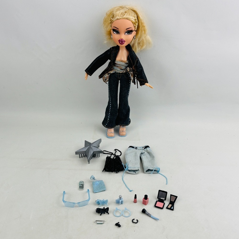 Bratz Girls Night Out! Cloe Doll Clothing Shoes Accessories Incomplete
